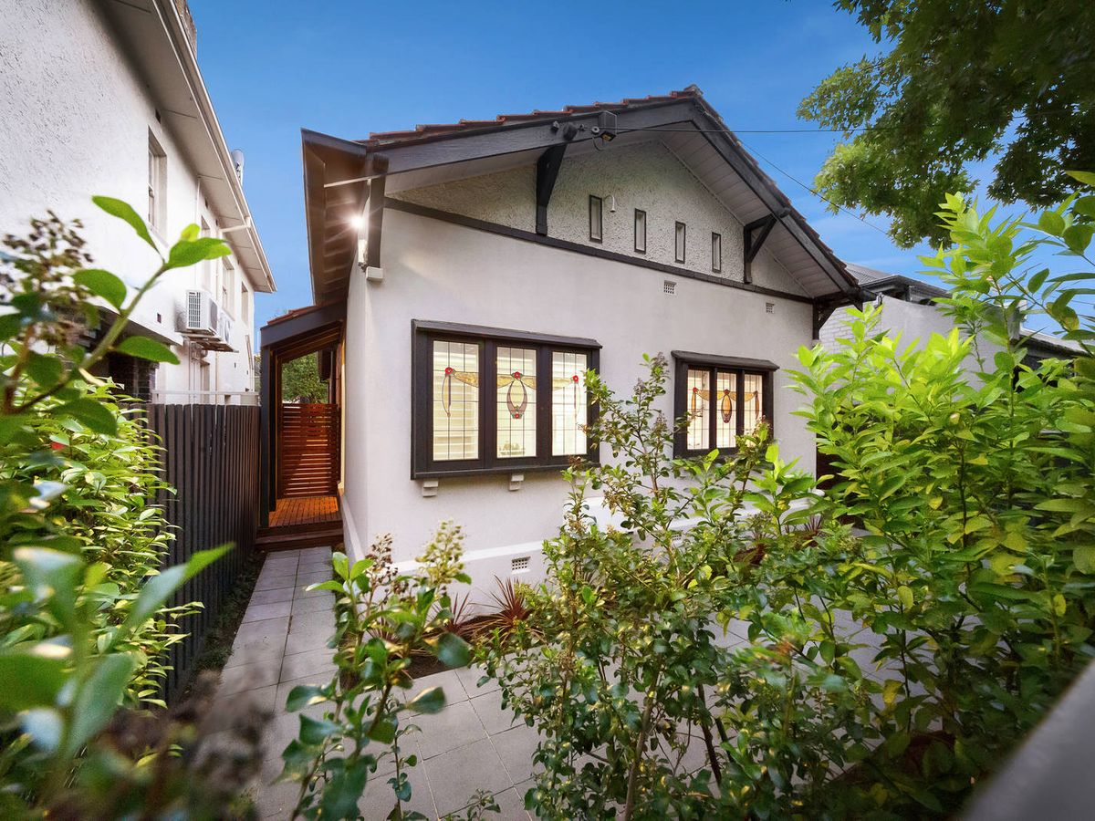 8 Trinian Street PRAHRAN