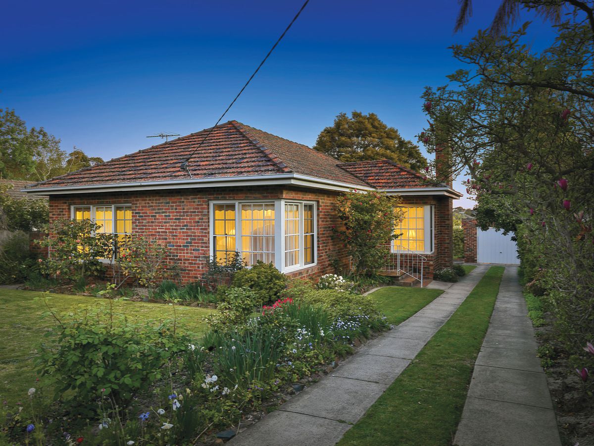 8 Ventich Street GLEN IRIS