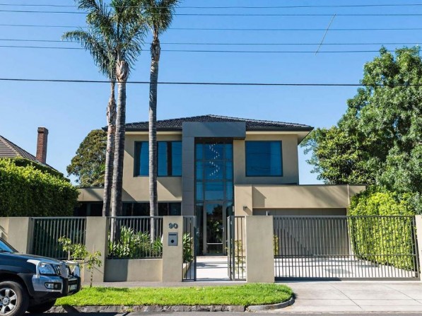90 Dendy Street BRIGHTON