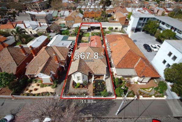 918 Drummond Street CARLTON NORTH