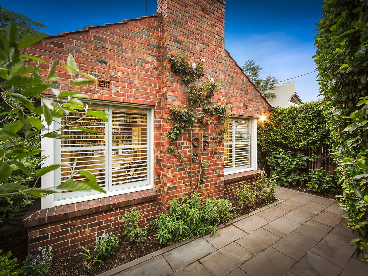 93 Pickles Street PORT MELBOURNE