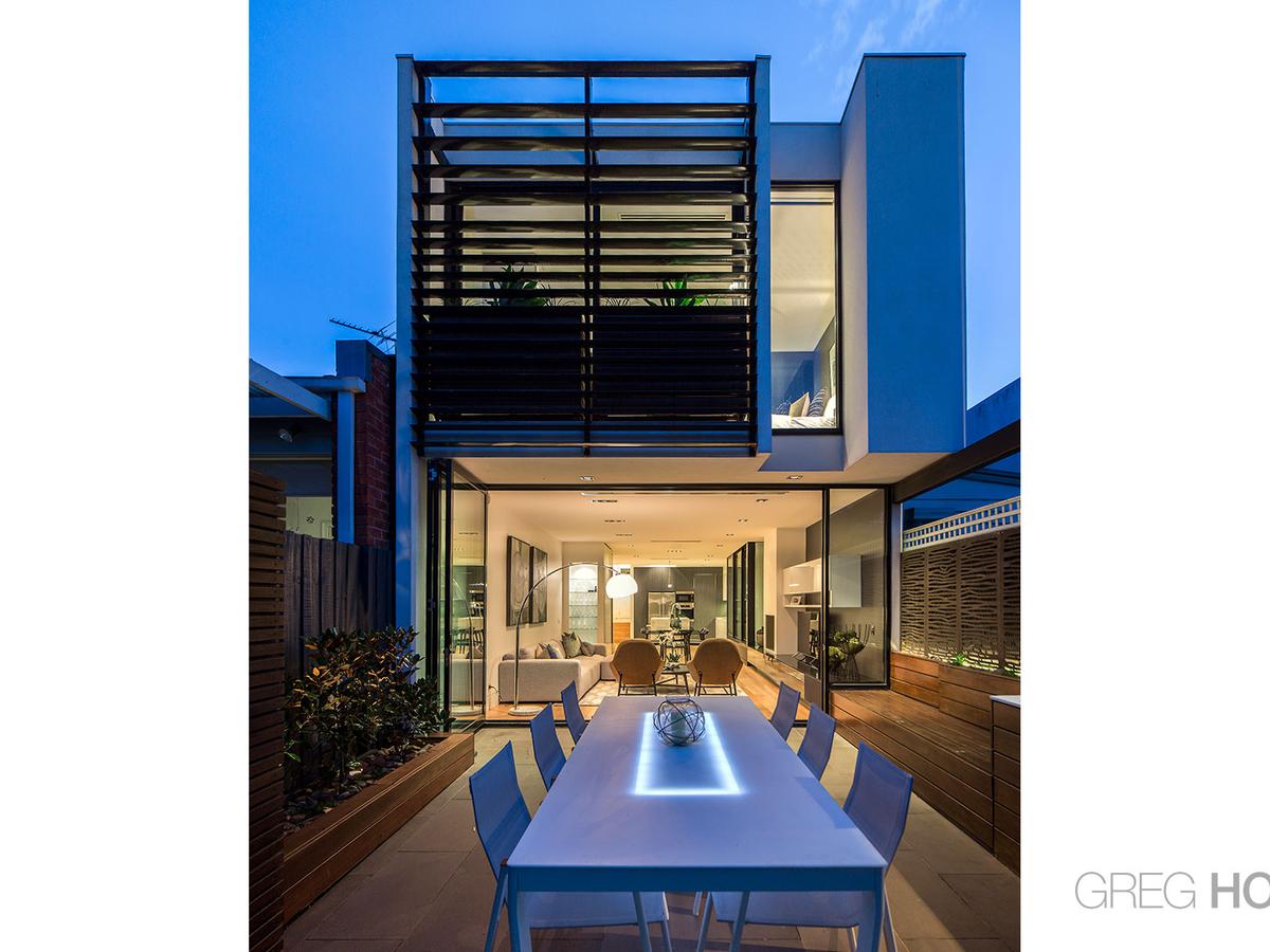 9 Barrett Street ALBERT PARK