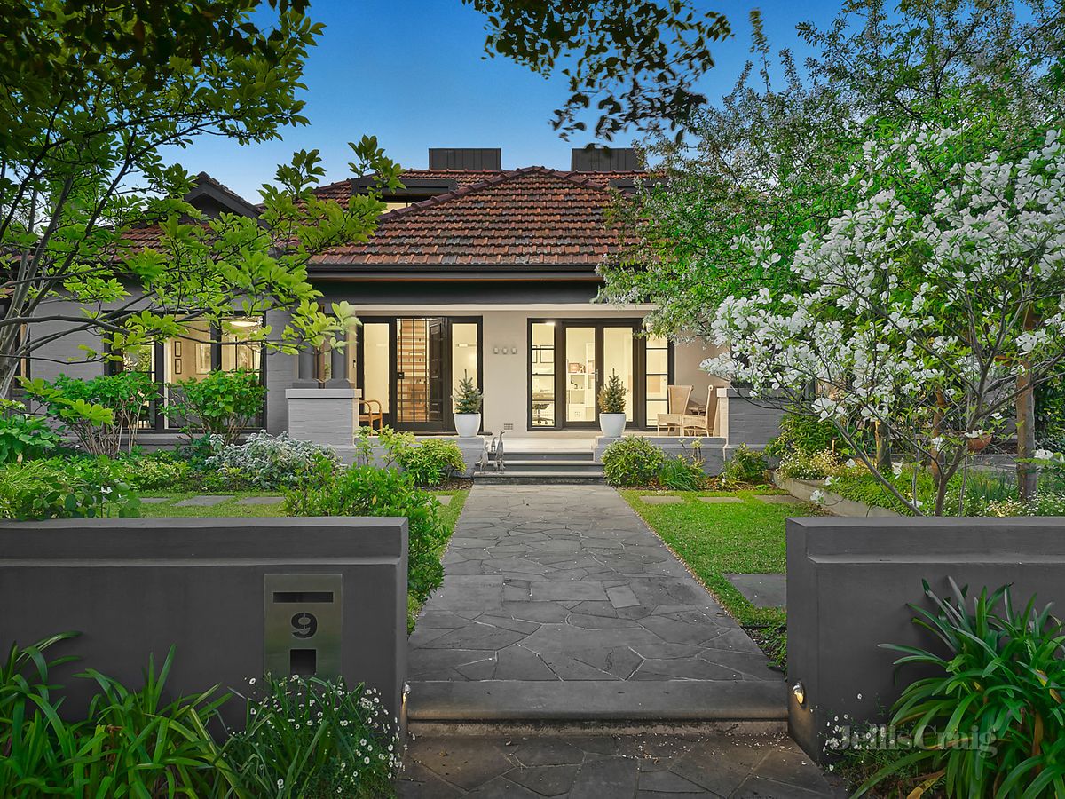 9 Bowley Avenue BALWYN