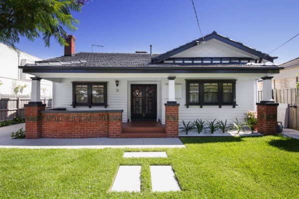 9 Cluden Street BRIGHTON EAST