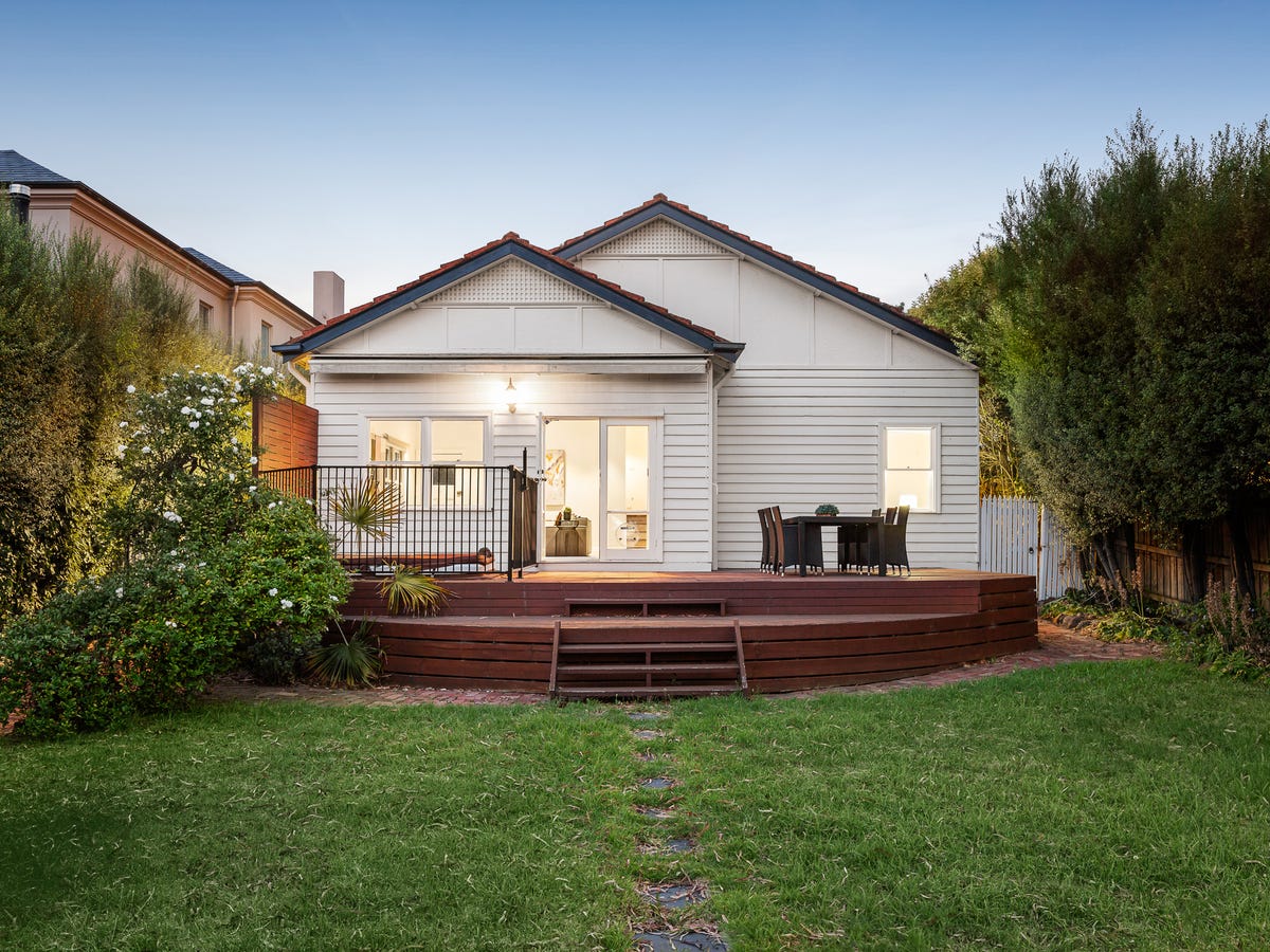 9 Dryden Street CANTERBURY