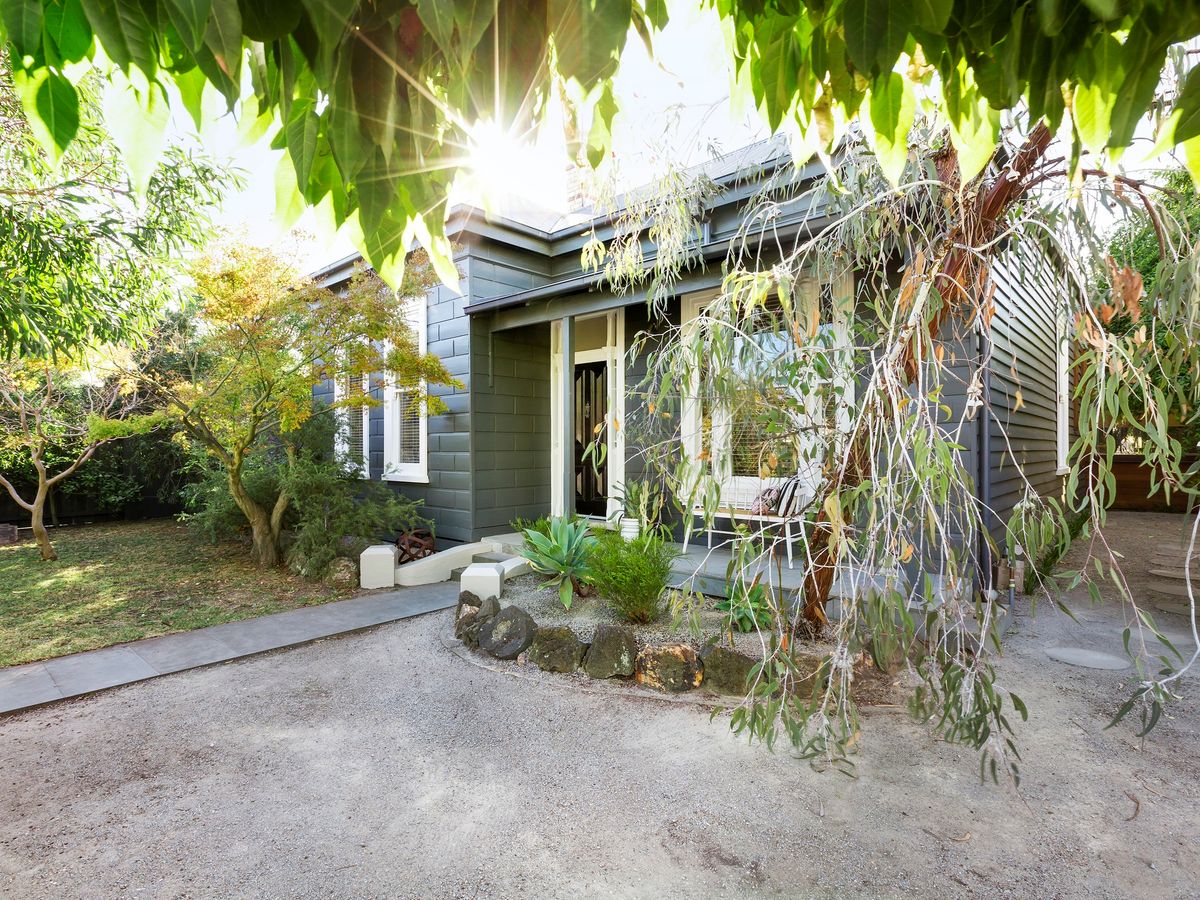 9 Hartington Street ELSTERNWICK