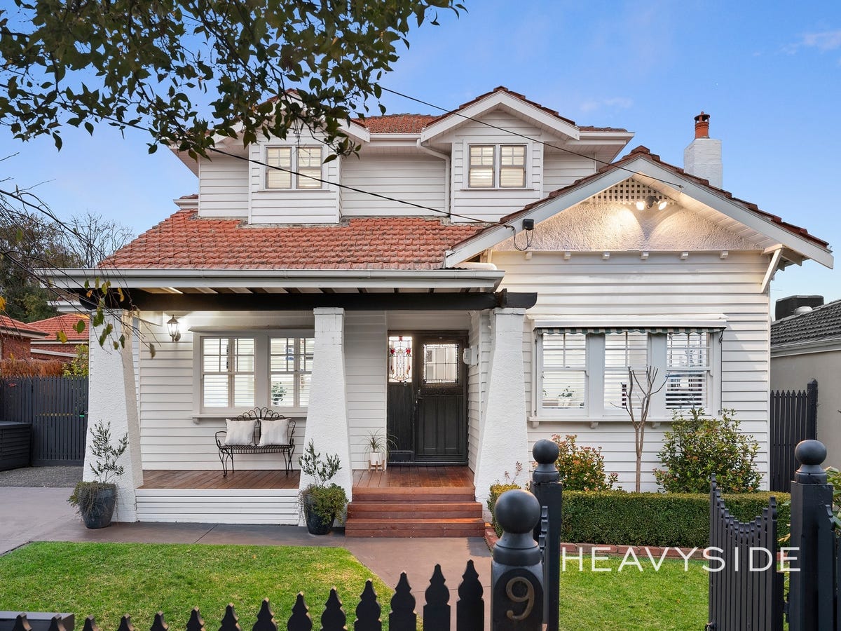 9 Lambourne Street SURREY HILLS