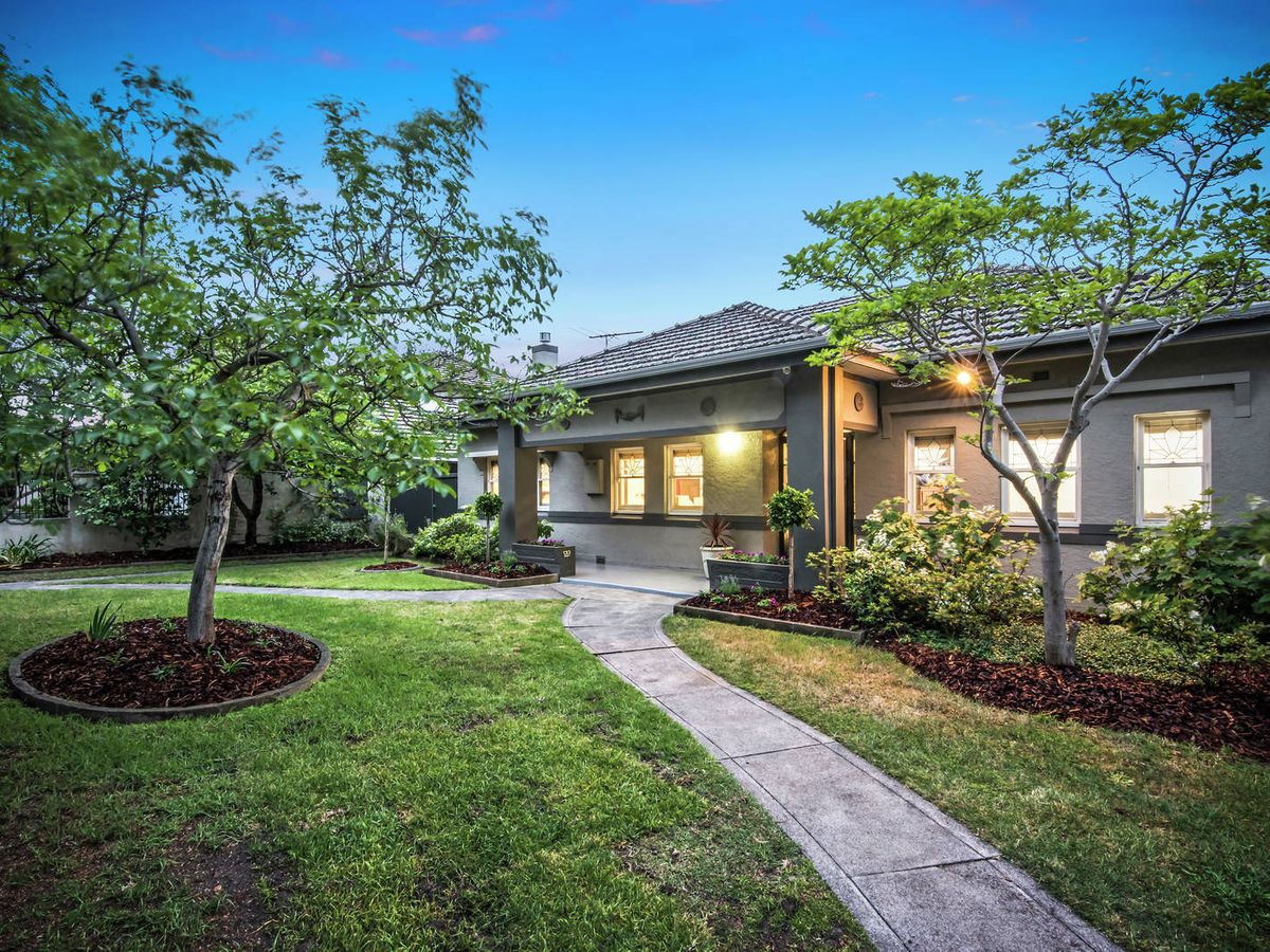 9 Miller Street CARNEGIE