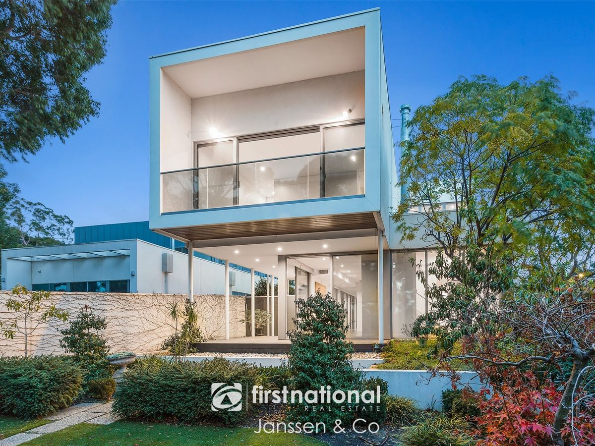 9 Park Avenue KEW
