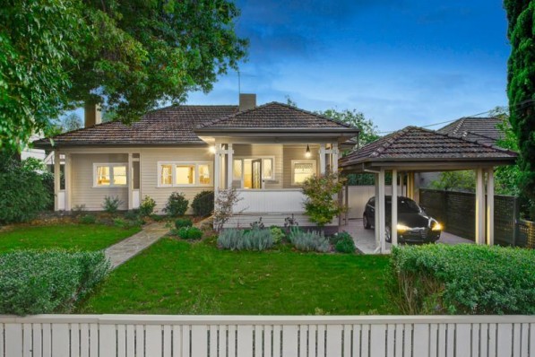 9 Proudfoot Street MONT ALBERT