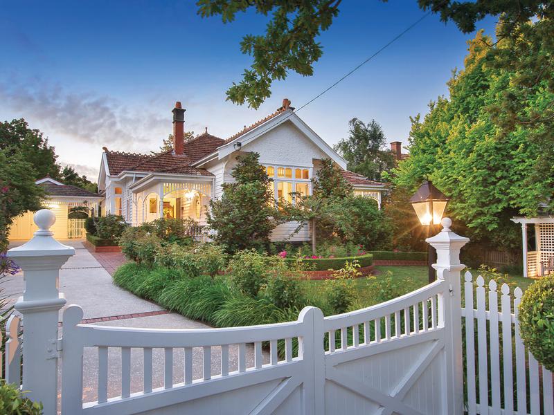 9 Victoria Crescent MONT ALBERT