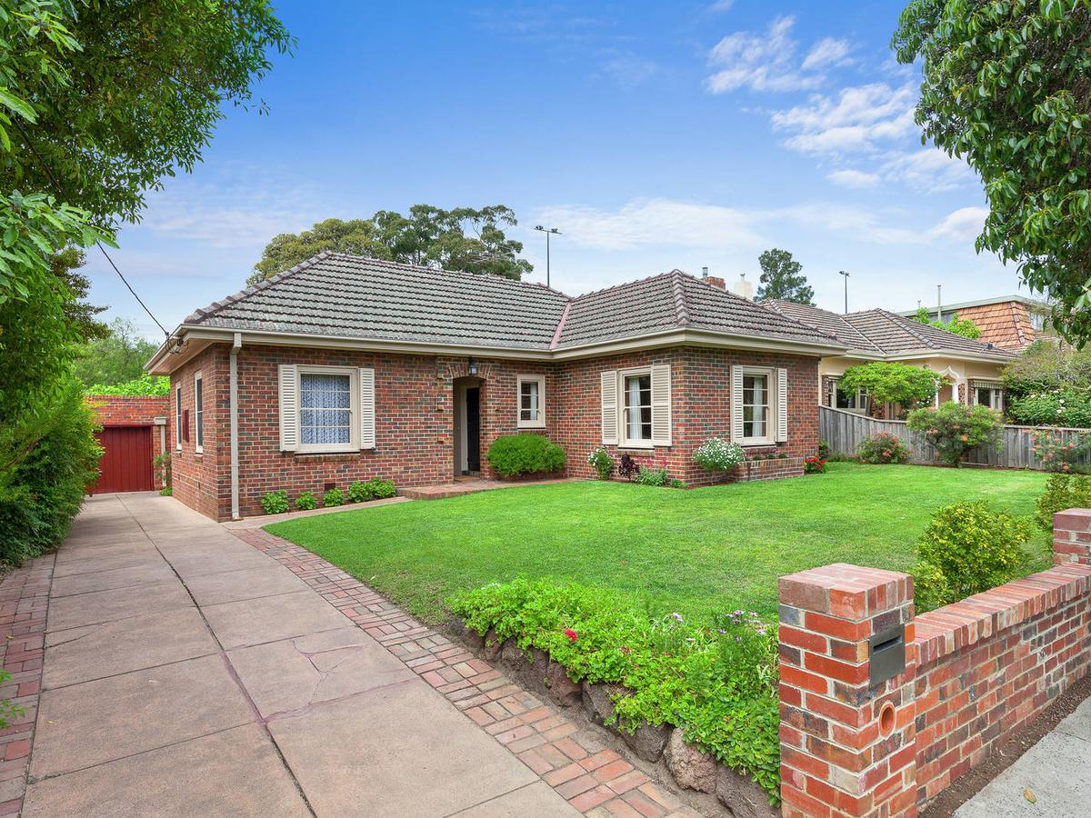 9 Walsh Street BALWYN