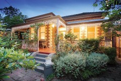 7 Lyall Street
